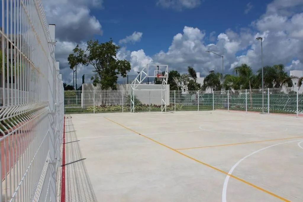 Casa Guerra En Maderos Residencial -Ideal Para Familias Cancún México